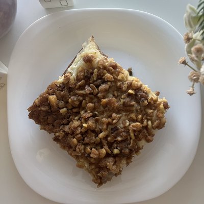 Carrot Crumb Cake 