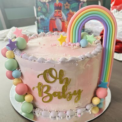 Custom 2-layer 8” Cake 