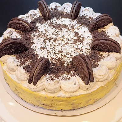 Cookies and cream cheesecake