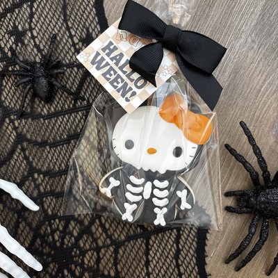 Hello Kitty Skeleton
