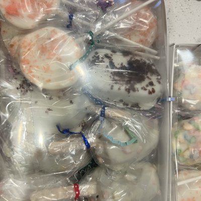 6 Flavor Cake pops Of Your Choice 