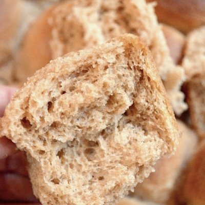 Dinner rolls