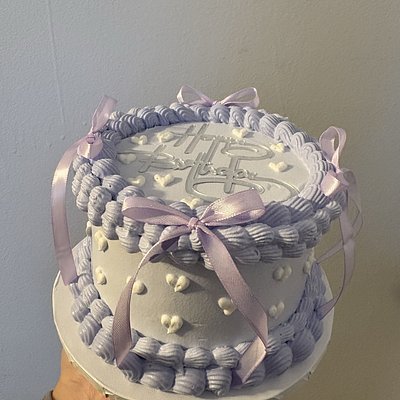 6” Heart/Circle Cake 