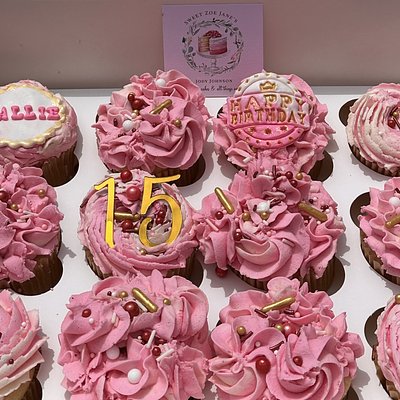 Dozen Fancy Topped Cupcakes 