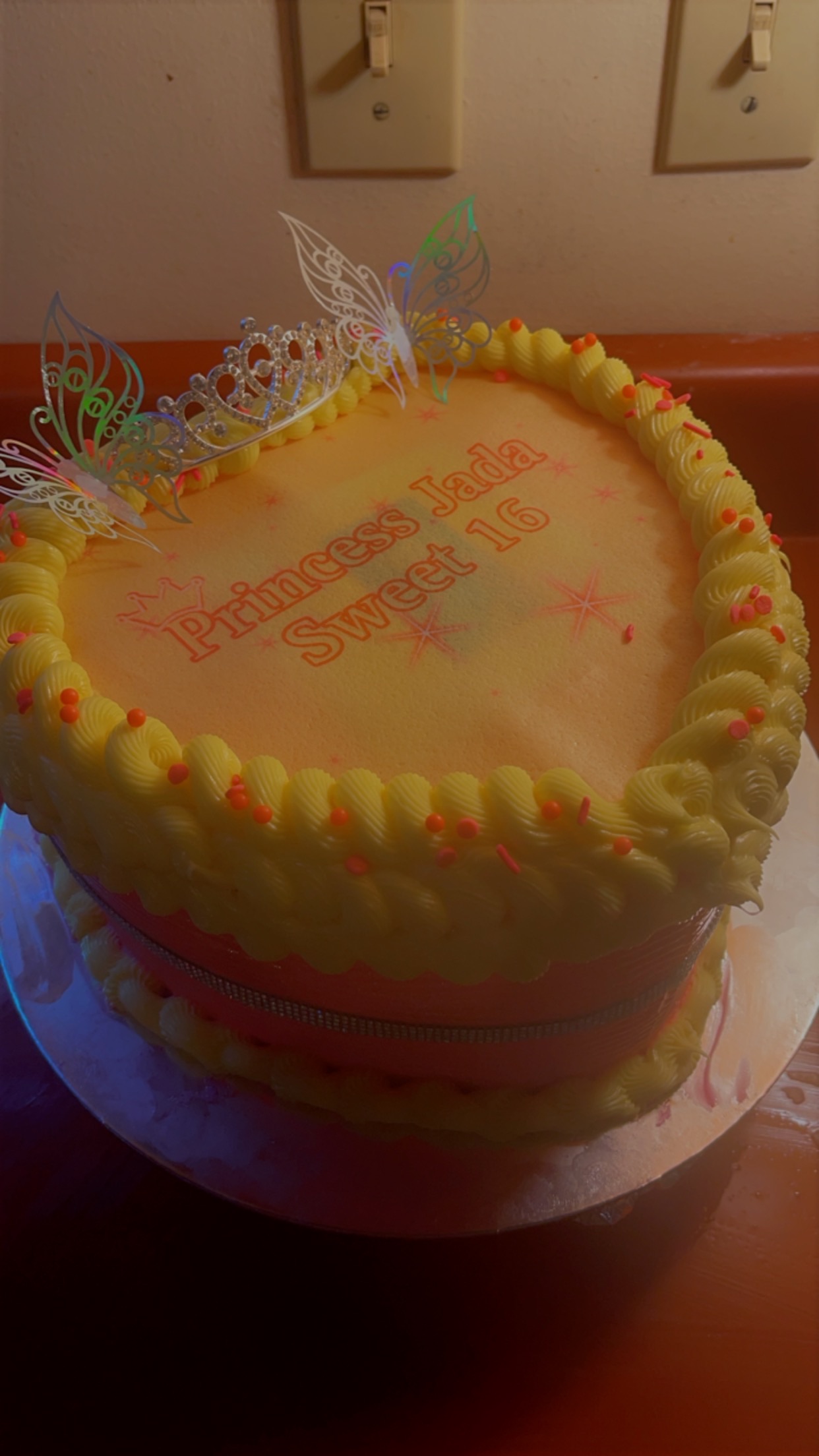 8 Inch Heart Burn Cake