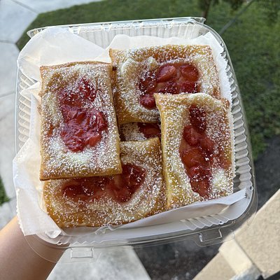 Strawberry X Cheese Pastry 🍓