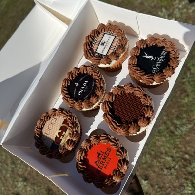 Cupcakes (6)