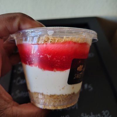 Cheesecake Cups (4)