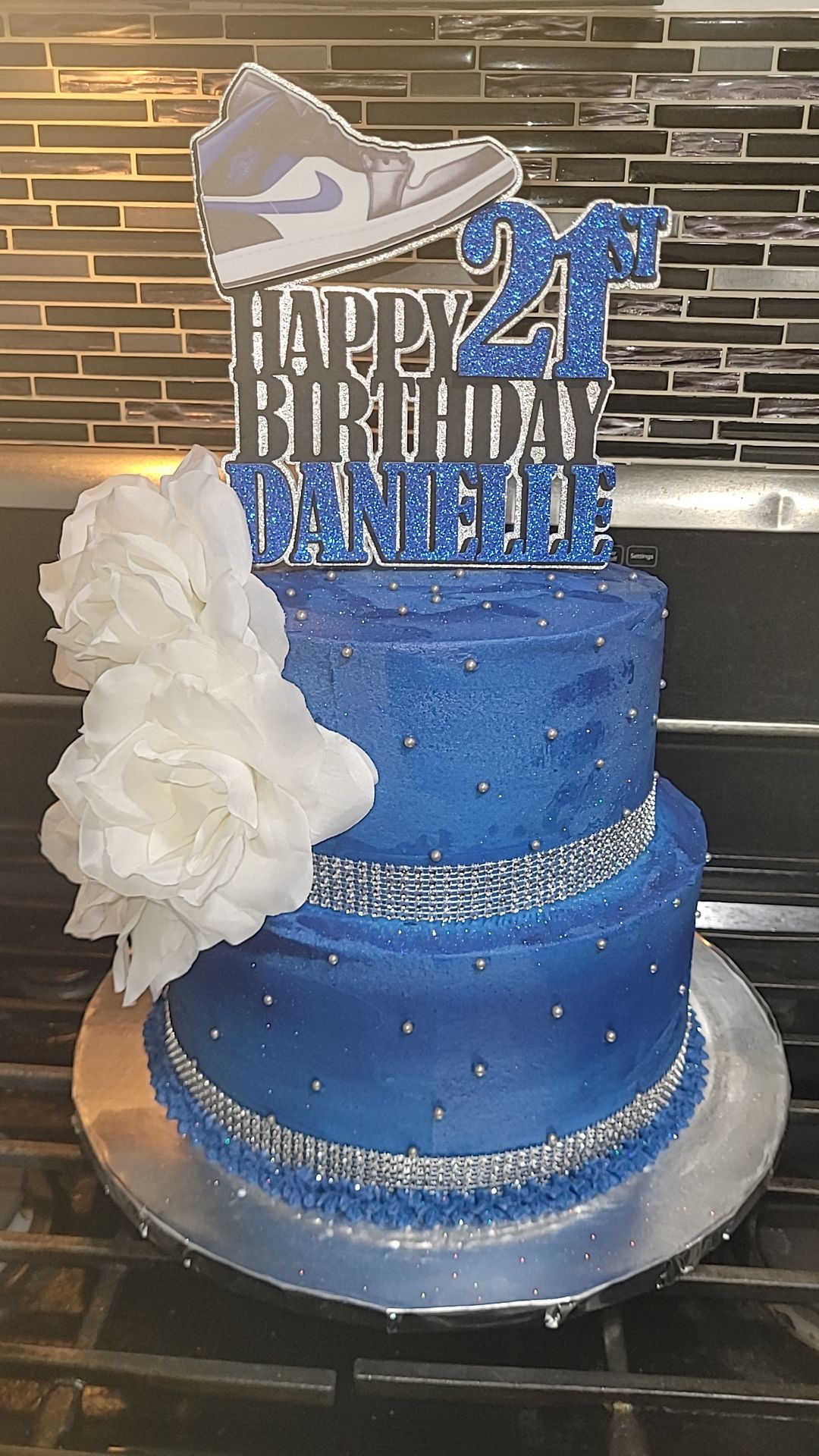 2 Tier Cake