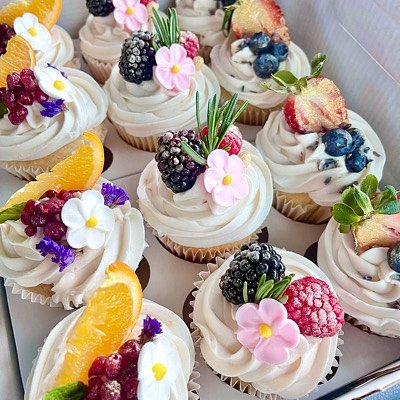 🧁Grazy Cupcakes (1 Dozen)