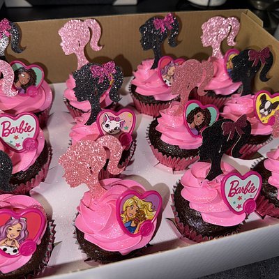 Classic Chocolate Cupcakes