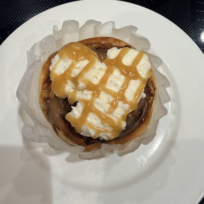 Caramel Apple Cinnamon Rolls 8x8 Pan