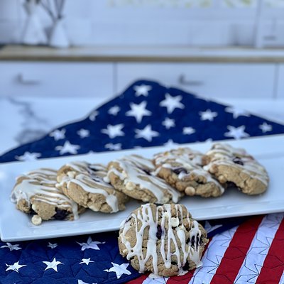Blueberry & White Chocolate Muffin Top Cookies (6 Pack)
