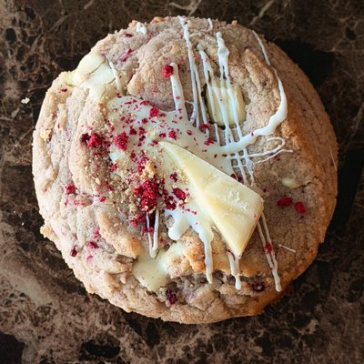 White Choc Raz. Cheesecake 🍪 