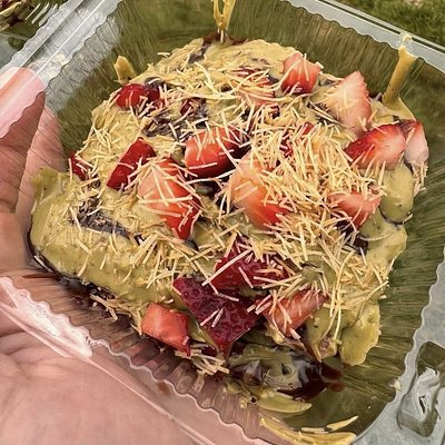 Strawberry Dubai Tray 