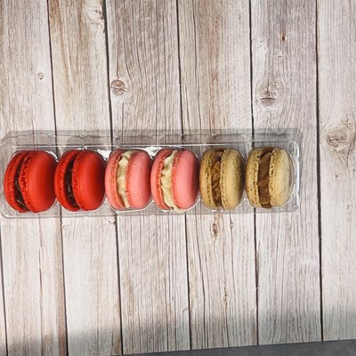 Gift Box 6 Pc Almond French Macarons