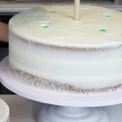10" serves 30–38