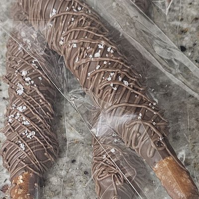 Chocolate Caramel - 5 Pretzels