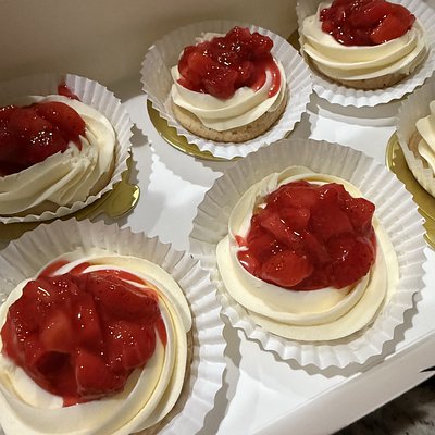  Individual Serving Strawberry Pizza Cookie