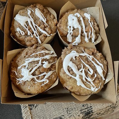 Cinnamon Swirl Strudel Muffins