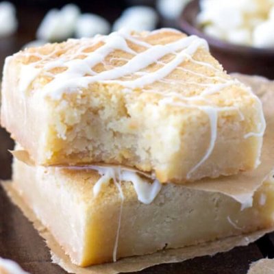White Chocolate Brownie (Drizzle)