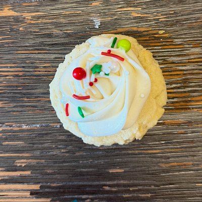 Mini Sugar Cookies w/ Buttercream Frosting 12ct.