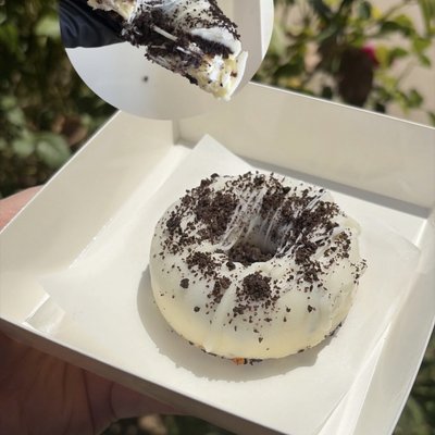 Oreo Cheesecake Donut 