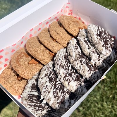 Cookies (1 Dozen)                                                    Up To Two Flavors!!                             