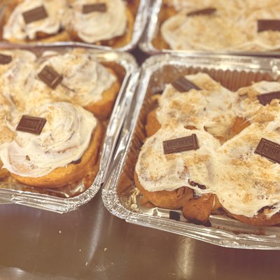 S’mores Cinnamon Rolls 