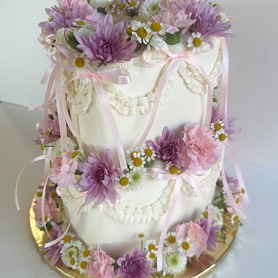 2 Tier Custom Cake 8” & 10”