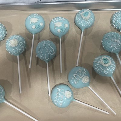 Cake Pops - 1 DOZEN