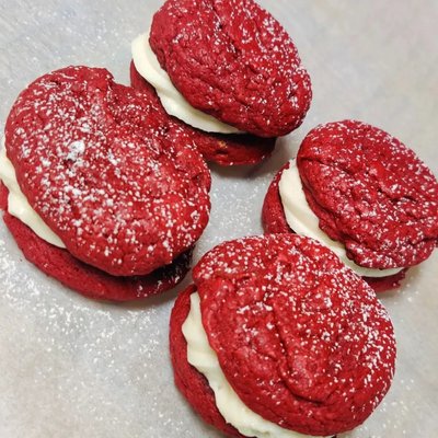 Red Velvet Cakesters 