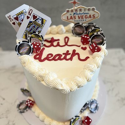 Vegas Themed Heart Cake 