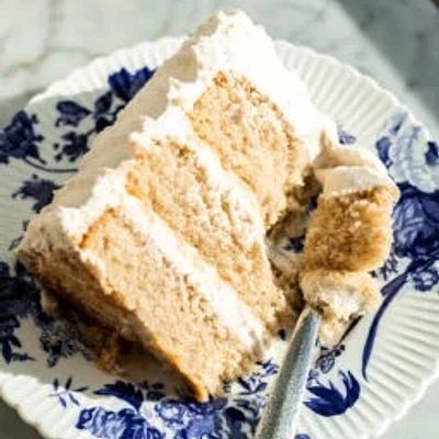 Plant-Based Vanilla Cake 