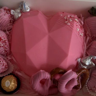 Chocolate Breakable Heart Set