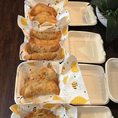 Pastelillos/ Empanadas Pastelón 