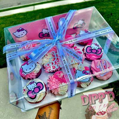 Custom Cupcakes 