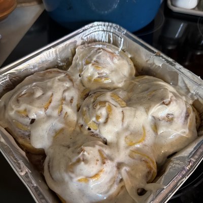 Large Cinnamon Rolls-5 Count