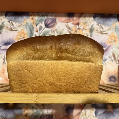 Classic White Sandwich Bread (Yeast)