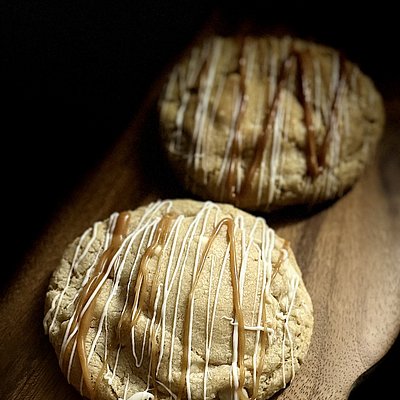 White Chocolate Carmel Macadamia Nut  