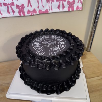 Custom Cake (8 Inch Round) 