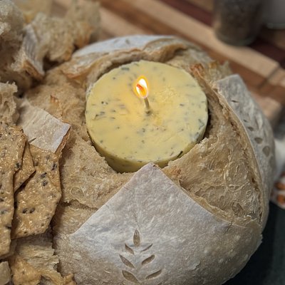 Sourdough Dip Bowl (1/2 Loaf) 