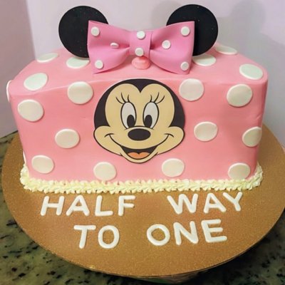Halfway To 1 Cake 8inch(serves 8-10)