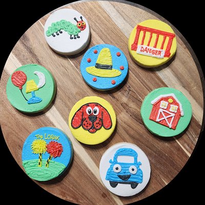 Buttercream Decorated Sugar Cookies 