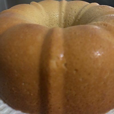 Old Fashioned Pound Cake (10 Inch)