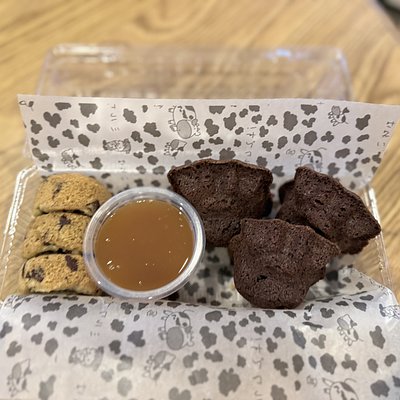 Caramel Brookie  Brownie & Dunk 