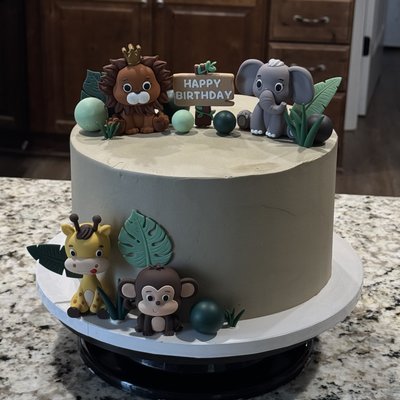 9” Round Cake