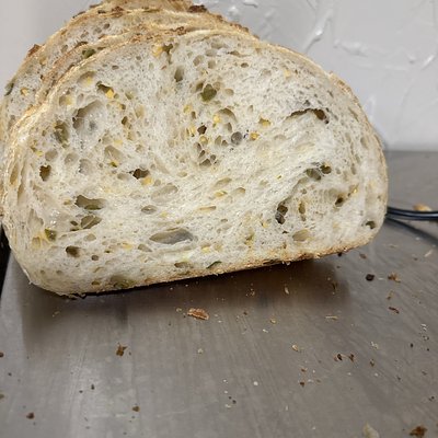 Jalapeño Cheddar Sourdough 