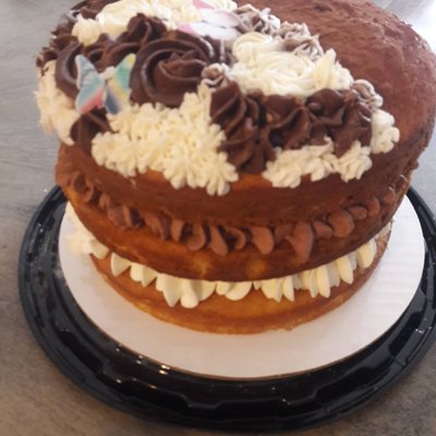 Chocolate & Vanilla Sponge Cake 