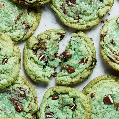 Mint Chocolate Chip Cookies
